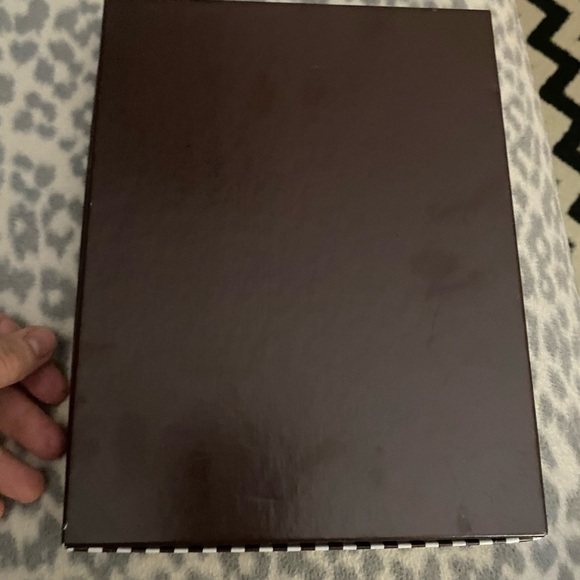 Henri bendel gift box - Picture 6 of 6